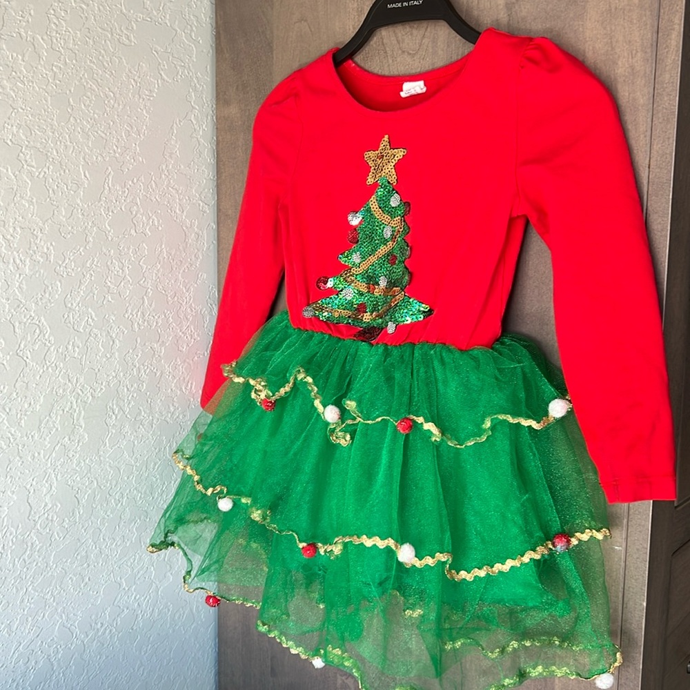 Adorable Christmas Tree tulle dress sequin appliqué size 4T